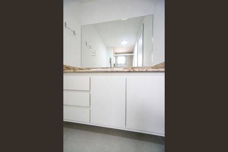 Apartamento à venda com 140m², 3 quartos e 2 vagasBanheiro da Suíte