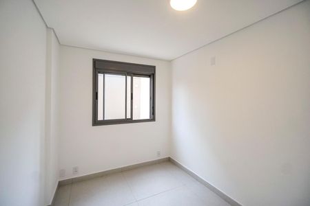 Apartamento à venda com 140m², 3 quartos e 2 vagasQuarto 2