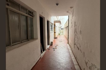 Casa à venda com 308m², 1 quarto e 2 vagasCorredor
