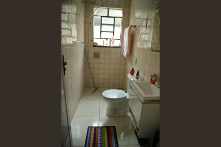 Casa à venda com 308m², 1 quarto e 2 vagasBanheiro