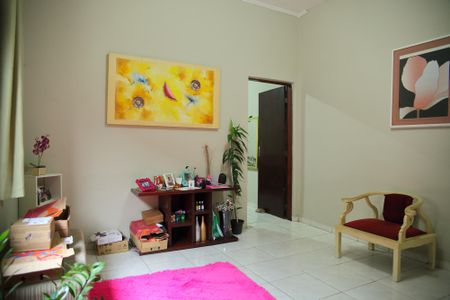 Casa à venda com 308m², 1 quarto e 2 vagasSala