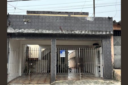 Casa à venda com 308m², 1 quarto e 2 vagasFachada