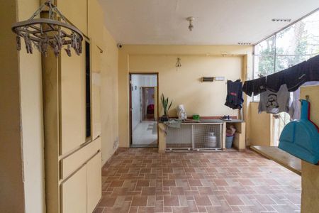 Casa à venda com 150m², 4 quartos e 2 vagasÁrea de Serviço
