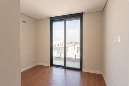 Casa de condomínio à venda com 330m², 4 quartos e 4 vagasSuíte 3