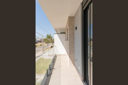 Casa de condomínio à venda com 330m², 4 quartos e 4 vagasVaranda da Suíte 4