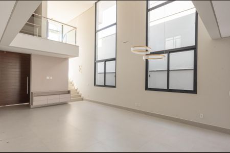 Casa de condomínio à venda com 330m², 4 quartos e 4 vagasSala