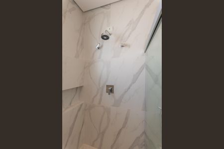 Casa de condomínio à venda com 330m², 4 quartos e 4 vagasBanheiro da Suíte 2