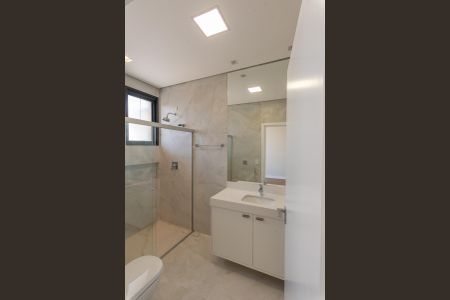 Casa de condomínio à venda com 330m², 4 quartos e 4 vagasBanheiro da Suíte 4