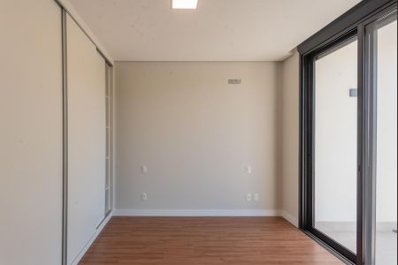 Casa de condomínio à venda com 330m², 4 quartos e 4 vagasSuíte 4