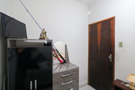 Casa à venda com 120m², 3 quartos e 3 vagas Casa à venda com 120m², 3 quartos e 3 vagasQuarto 2
