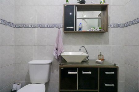 Casa à venda com 120m², 3 quartos e 3 vagas Casa à venda com 120m², 3 quartos e 3 vagasBanheiro