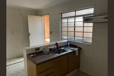 Casa à venda com 180m², 3 quartos e 2 vagas
