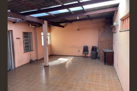 Casa à venda com 180m², 3 quartos e 2 vagas