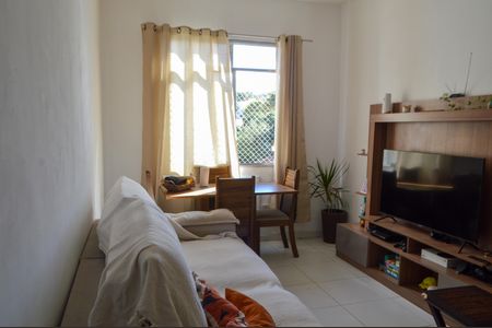 Sala  de apartamento à venda com 3 quartos, 60m² em Tanque, Rio de Janeiro