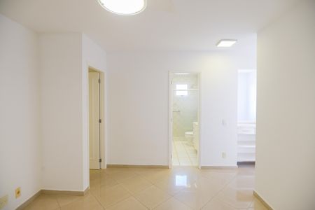Casa para alugar com 140m², 2 quartos e 4 vagas Casa para alugar com 140m², 2 quartos e 4 vagasSala 2