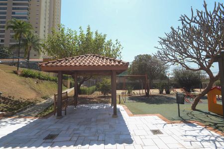 Casa para alugar com 140m², 2 quartos e 4 vagas Casa para alugar com 140m², 2 quartos e 4 vagasÁrea comum - Playground