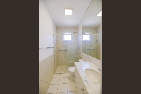 Casa para alugar com 140m², 2 quartos e 4 vagas Casa para alugar com 140m², 2 quartos e 4 vagasBanheiro