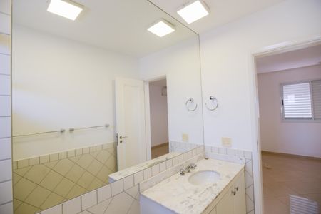 Casa para alugar com 140m², 2 quartos e 4 vagas Casa para alugar com 140m², 2 quartos e 4 vagasBanheiro