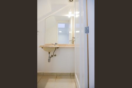 Casa para alugar com 140m², 2 quartos e 4 vagas Casa para alugar com 140m², 2 quartos e 4 vagasLavabo