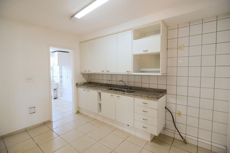 Casa para alugar com 140m², 2 quartos e 4 vagas Casa para alugar com 140m², 2 quartos e 4 vagasCozinha