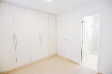 Casa para alugar com 140m², 2 quartos e 4 vagas Casa para alugar com 140m², 2 quartos e 4 vagasSuíte