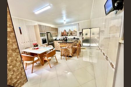 Cozinha de casa à venda com 3 quartos, 182m² em Vila Amabile Pezzolo, Santo André