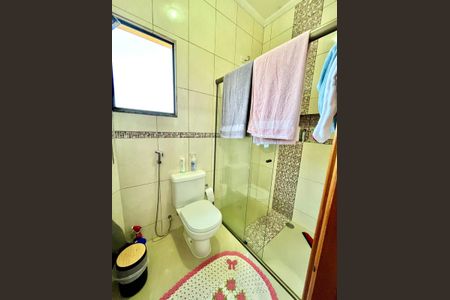 Casa à venda com 182m², 3 quartos e 4 vagasBanheiro