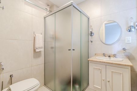 Apartamento à venda com 122m², 3 quartos e 1 vagaBanheiro da Suíte