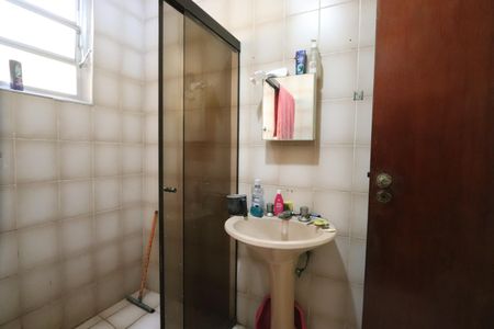 Casa à venda com 200m², 3 quartos e 2 vagasBanheiro de baixo