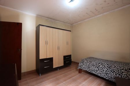 Casa à venda com 200m², 3 quartos e 2 vagasQuarto 1