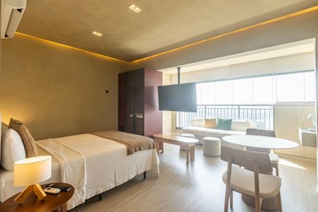 Varanda de kitnet/studio para alugar com 1 quarto, 35m² em Indianópolis, São Paulo