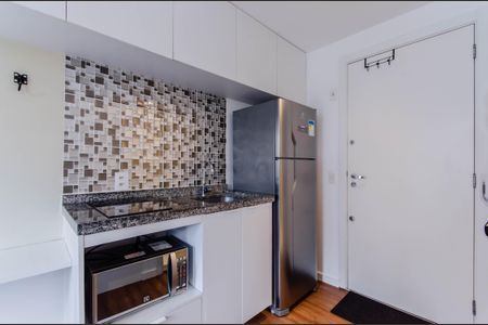 Cozinha de kitnet/studio para alugar com 1 quarto, 25m² em Liberdade, São Paulo