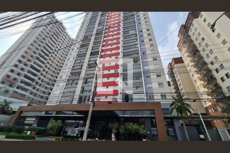 Apartamento para alugar com 75m², 2 quartos e 1 vaga Apartamento para alugar com 75m², 2 quartos e 1 vagaFachada e portaria