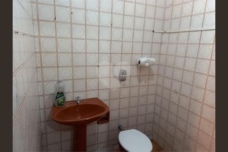 Casa à venda com 3 quartos, 270m² em Vila Friburgo, São Paulo