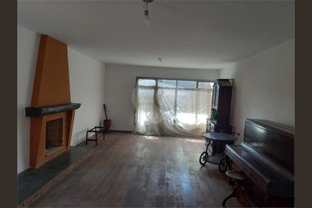 Casa à venda com 3 quartos, 270m² em Vila Friburgo, São Paulo