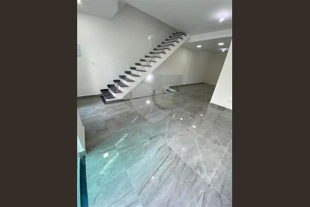 Casa à venda com 158m², 3 quartos e 2 vagas