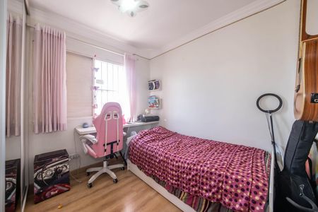 Apartamento à venda com 76m², 3 quartos e 1 vagaQuarto 2