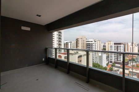 Apartamento à venda com 111m², 3 quartos e 2 vagasVaranda