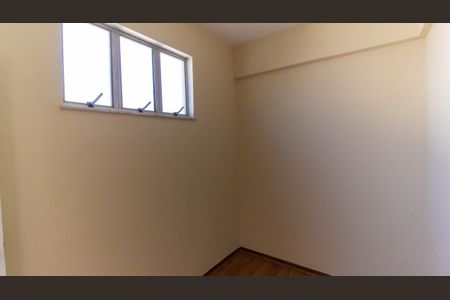 Apartamento à venda com 128m², 3 quartos e 1 vaga Apartamento à venda com 128m², 3 quartos e 1 vagaQuarto de Serviço