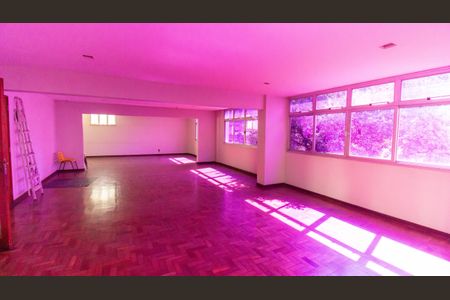 Apartamento à venda com 128m², 3 quartos e 1 vaga Apartamento à venda com 128m², 3 quartos e 1 vagaÁrea comum