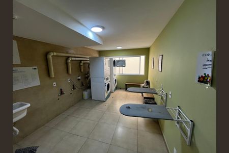 Apartamento à venda com 33m², 1 quarto e 1 vagaÁrea comum 