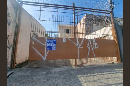 Casa para alugar com 196m², 4 quartos e 4 vagasFachada