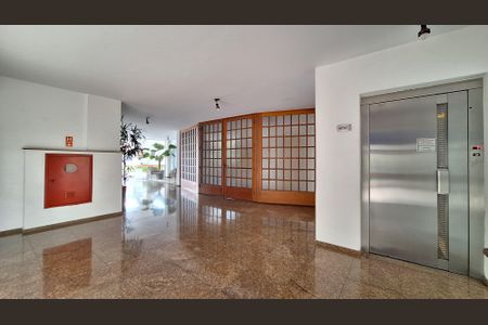Apartamento para alugar com 140m², 3 quartos e 2 vagasHall de entrada 