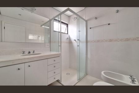 Apartamento para alugar com 140m², 3 quartos e 2 vagasBanheiro Social