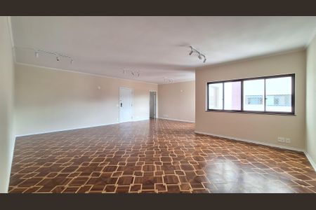 Sala  de apartamento para alugar com 3 quartos, 140m² em Vila Hamburguesa, São Paulo