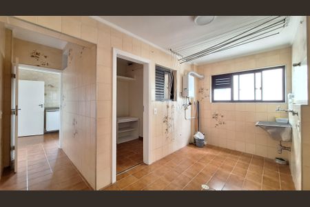 Apartamento para alugar com 140m², 3 quartos e 2 vagasÁrea de serviço