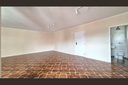 Sala  de apartamento para alugar com 3 quartos, 140m² em Vila Hamburguesa, São Paulo