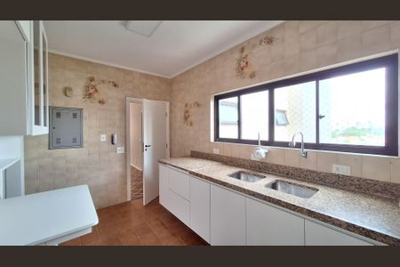 Apartamento para alugar com 140m², 3 quartos e 2 vagasCozinha