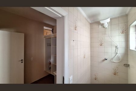 Apartamento para alugar com 140m², 3 quartos e 2 vagasBanheiro de serviço 