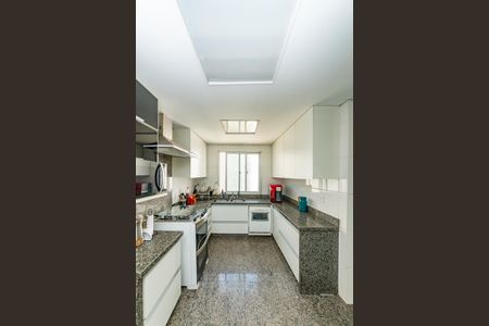 Apartamento à venda com 196m², 3 quartos e 3 vagasCozinha